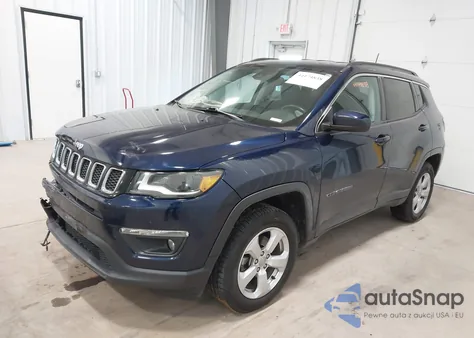 2018 Jeep Compass Latitude 4X4 z USA, uszkodzony, nr VIN 3C4NJDBB7JT331882
